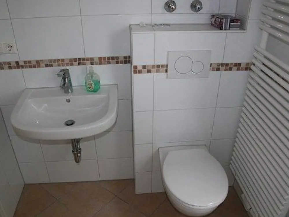 Altbau-OG-Wng 67 qm, 3 ZKB, renoviert in 2026, frei ab 01.10.26
