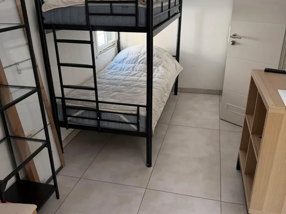 Gemütliches, möbliertes Zimmer zu vermieten