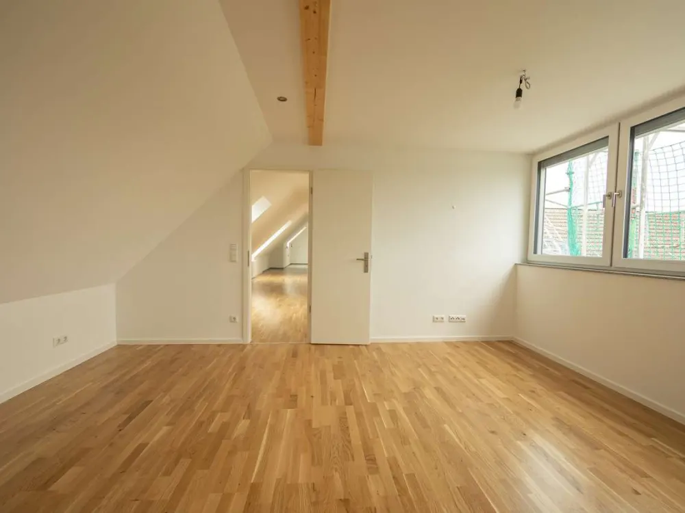 Extravagant New-Build Apartment with Balcony in Cologne Altstadt-Süd