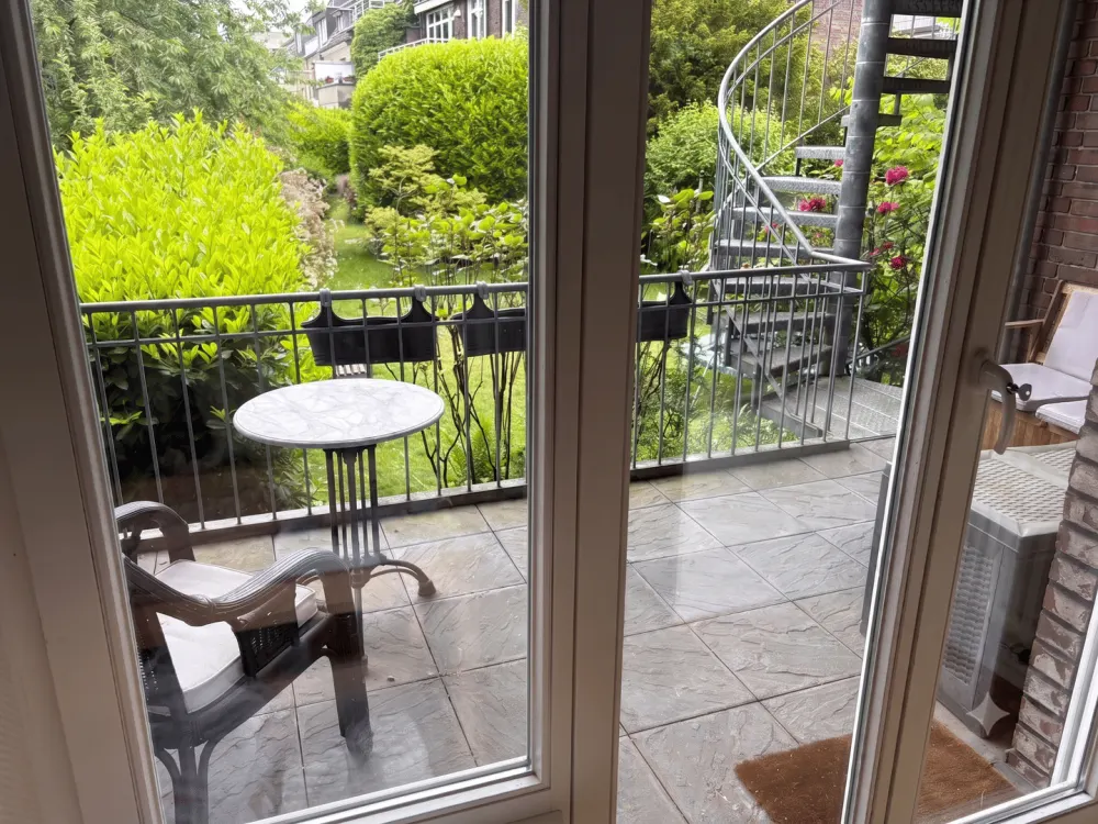 Lichtdurchflutete Wohnung mit Blick ins Grüne im begehrten Zooviertel