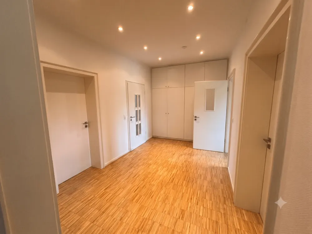 Lichtdurchflutete Wohnung mit Blick ins Grüne im begehrten Zooviertel