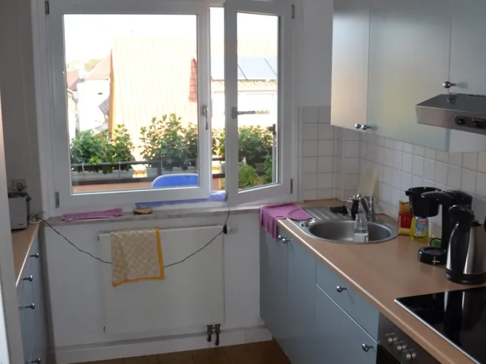 +++ 2-Zimmer-Wohnung mit Balkon und EBK in ruhiger Lage +++