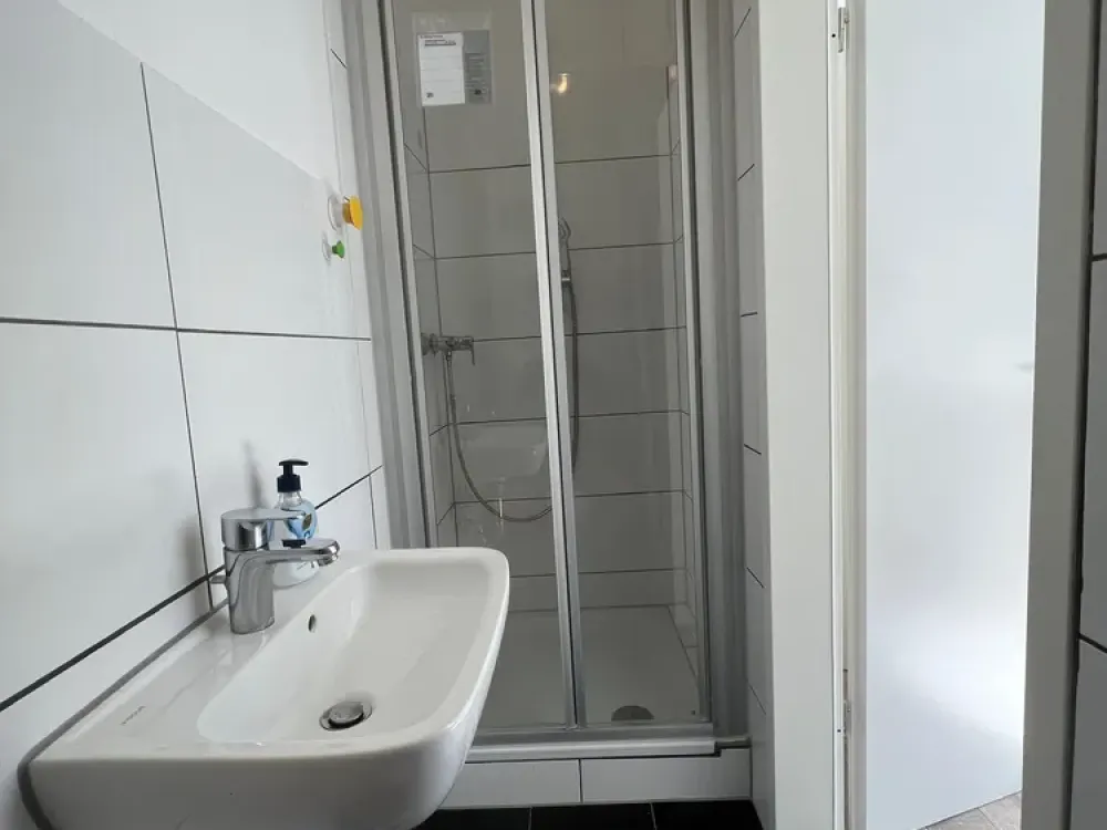 Attractive 2.5-Room Apartment with Large Terrace in Cologne Mülheim