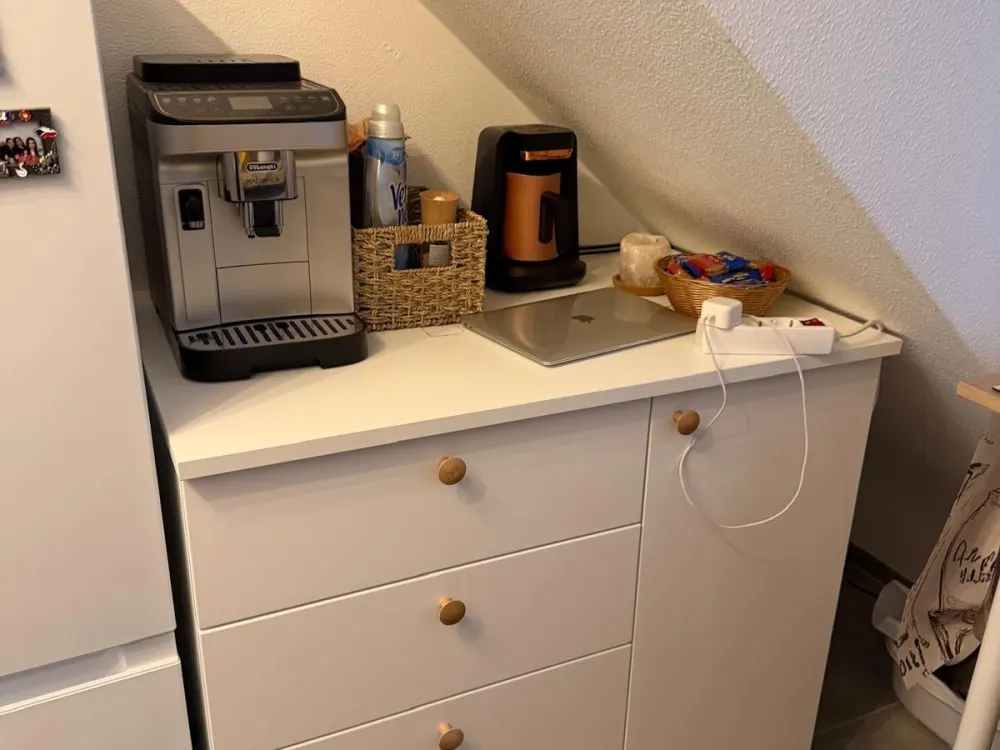 2 Room Apartment with Kitchen and Bathroom in the Attic in the City Center near City Point Kassel
