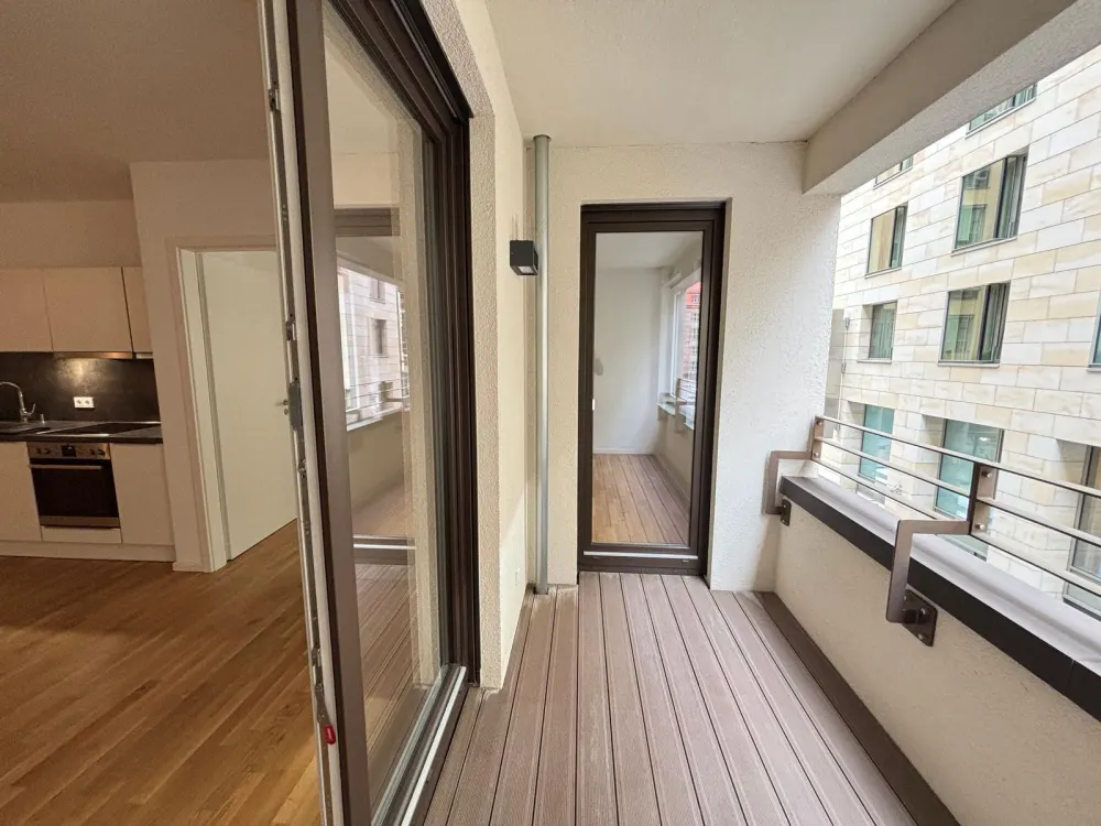 NEU! Stilvoll wohnen direkt am Altmarkt * 2 Zimmer + EBK + Balkon + Stellplatz möglich