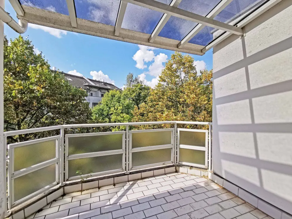 Großzügige 2-Zimmerwohnung mit Balkon....