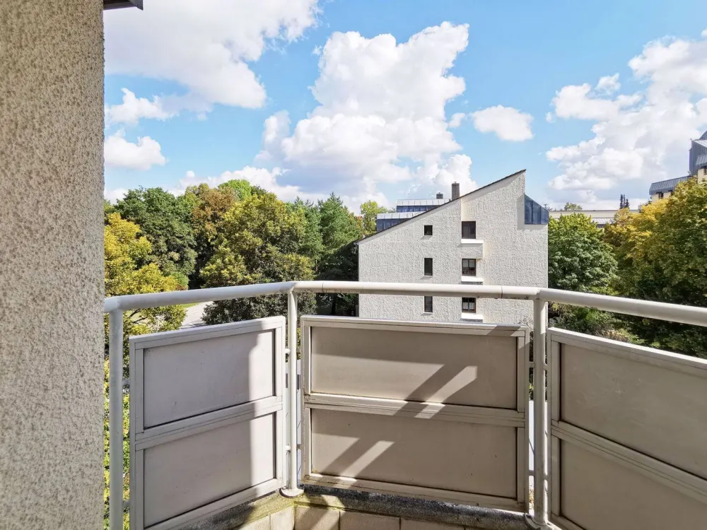 Großzügige 2-Zimmerwohnung mit Balkon....