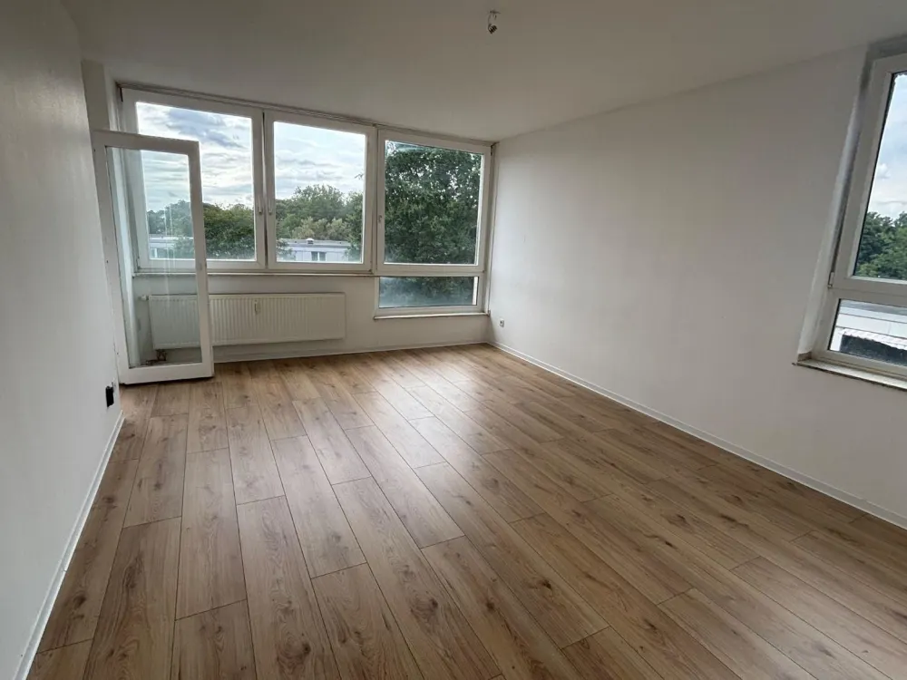 Hier wird gewerkelt! Helle 2-Zimmer-Wohnung mit Balkon