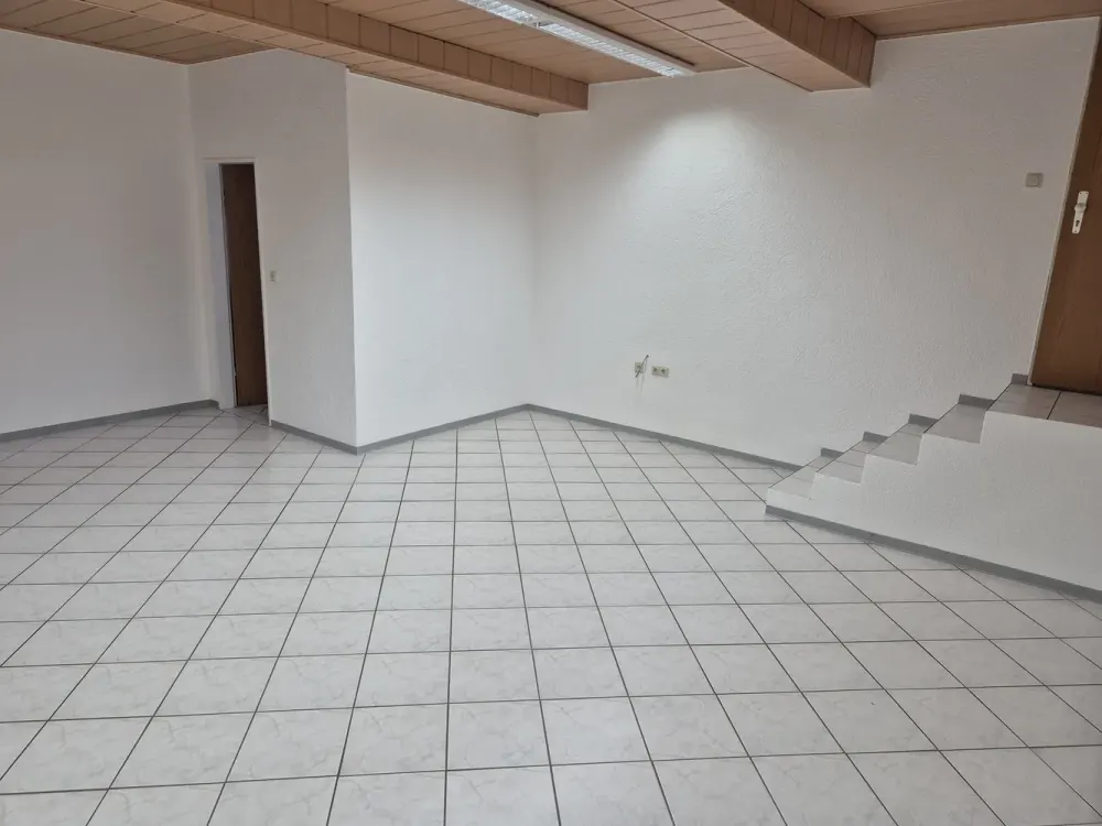 Wohnen mit Charakter: Erdgeschosswohnung in Nidderau-Ostheim
