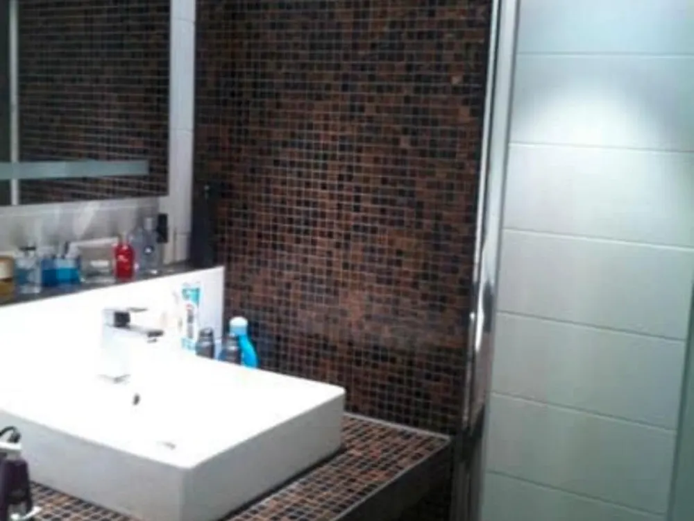 1-Zimmer-Design-Appartement mit Balkon und Einbauküche für 8000€