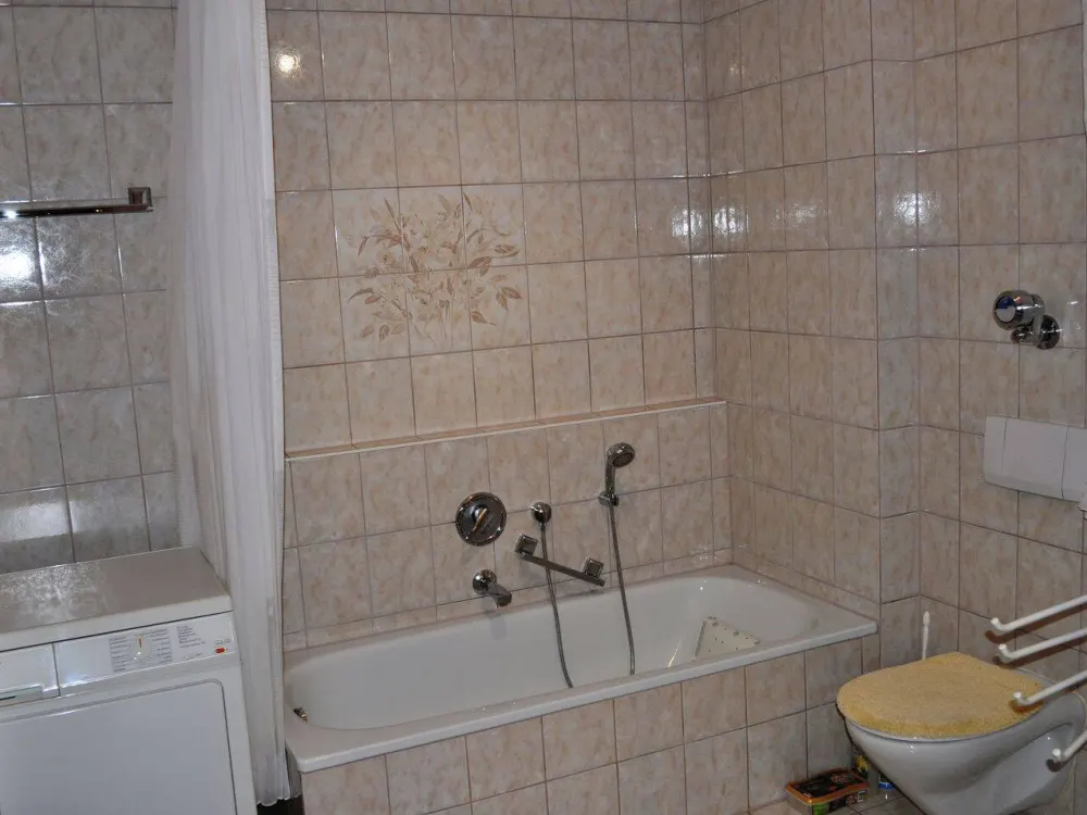 Möblierte gepflegte 3-Zimmerwohnung zu vermieten