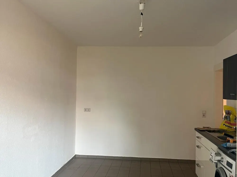3-Raum Wohnung EBK/Balkon/WG-geeignet