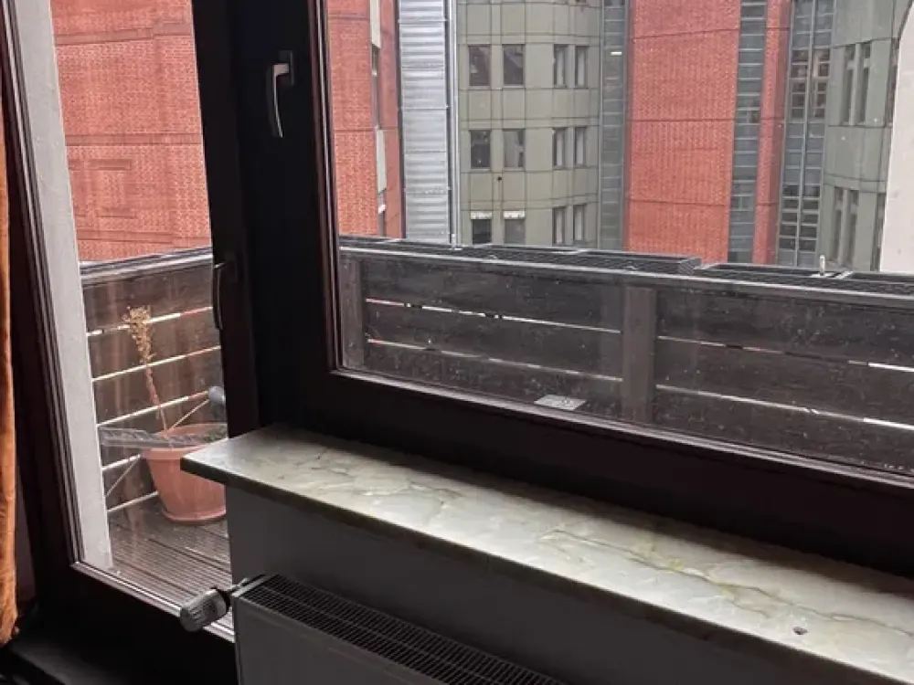 Zentral wohnen in Hannovers Altstadt, 2-Zimmer-Wohnung mit Balkon und Gestaltungspotenzial