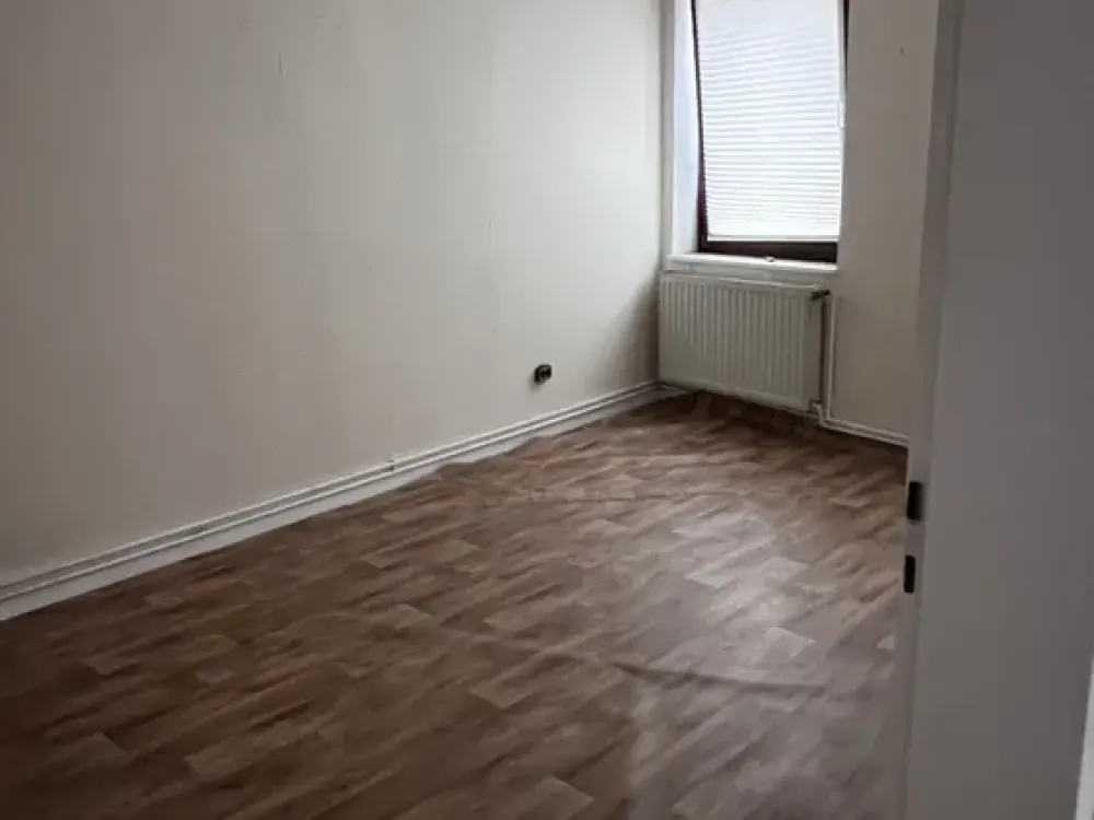 Zentral wohnen in Hannovers Altstadt, 2-Zimmer-Wohnung mit Balkon und Gestaltungspotenzial