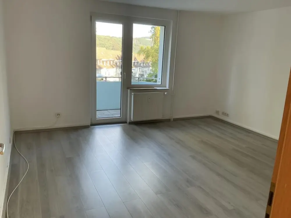 Schicke 2-Zimmer-Wohnung mit Balkon und neuem Tageslichtbadezimmer in Hagen Eilperfeld!