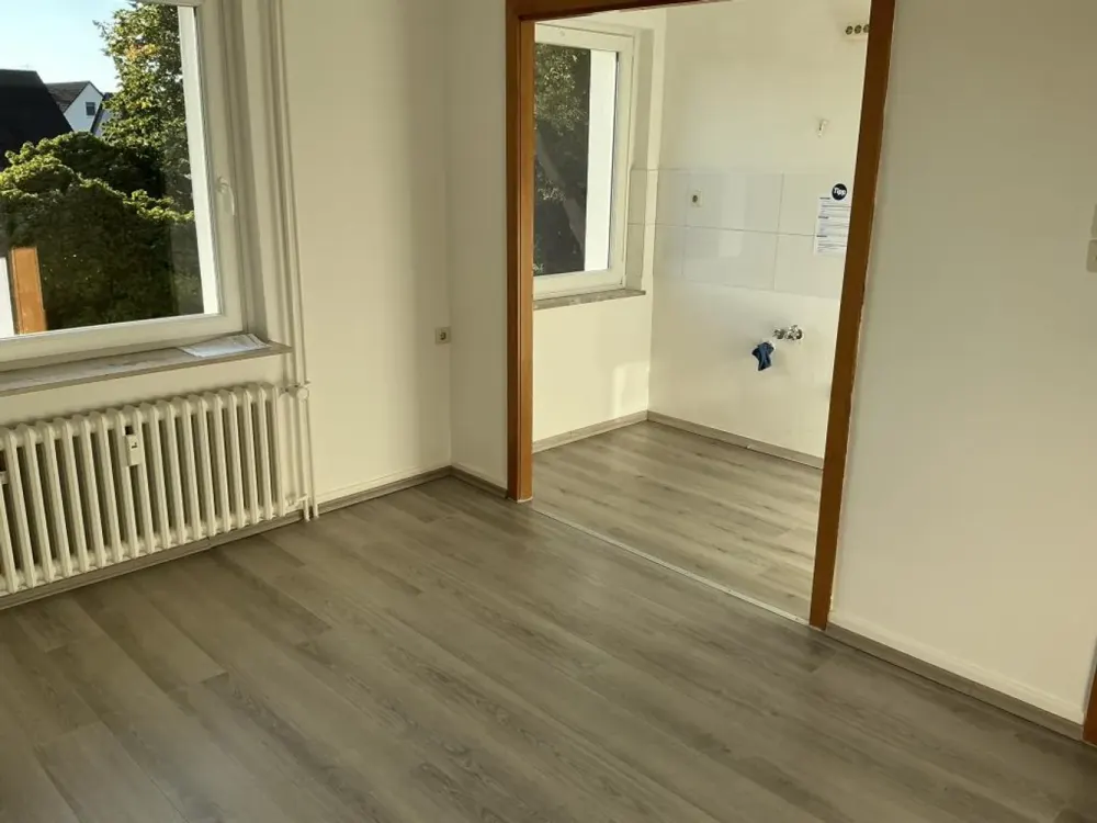 Schicke 2-Zimmer-Wohnung mit Balkon und neuem Tageslichtbadezimmer in Hagen Eilperfeld!