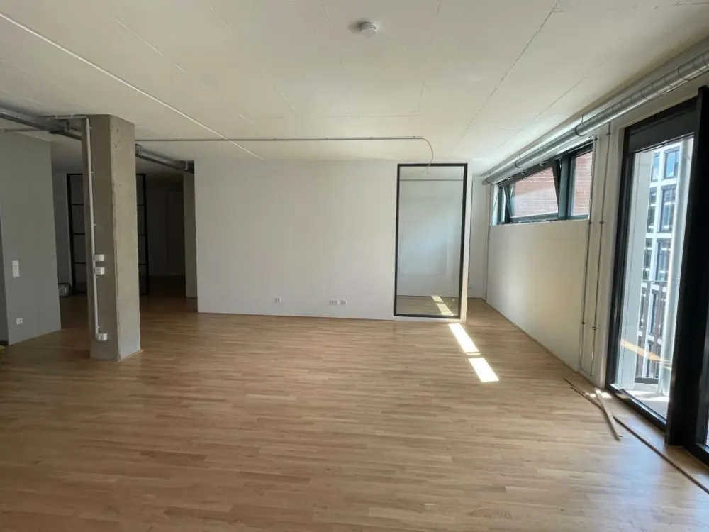 Jetzt 3-Raumloft im modernen Tabakquartier sichern.Parkett, EBK und großer Balkon!