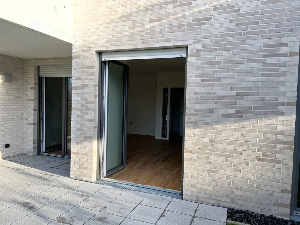 Modern 65 sqm 2-room apartment "Am Pulheimer Bach" with terrace and garden