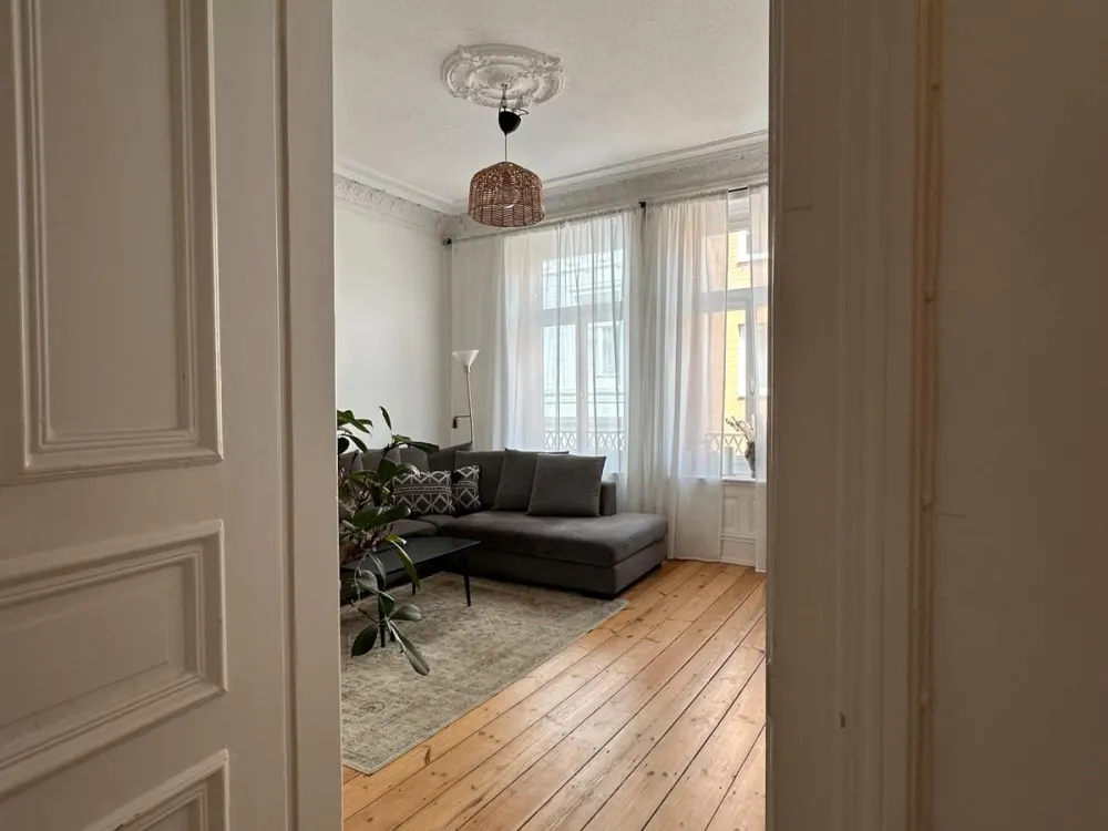 Schöne Altbauwohnung in der hamburger Innenstadt Dezember - März