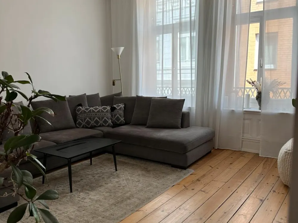 Schöne Altbauwohnung in der hamburger Innenstadt Dezember - März