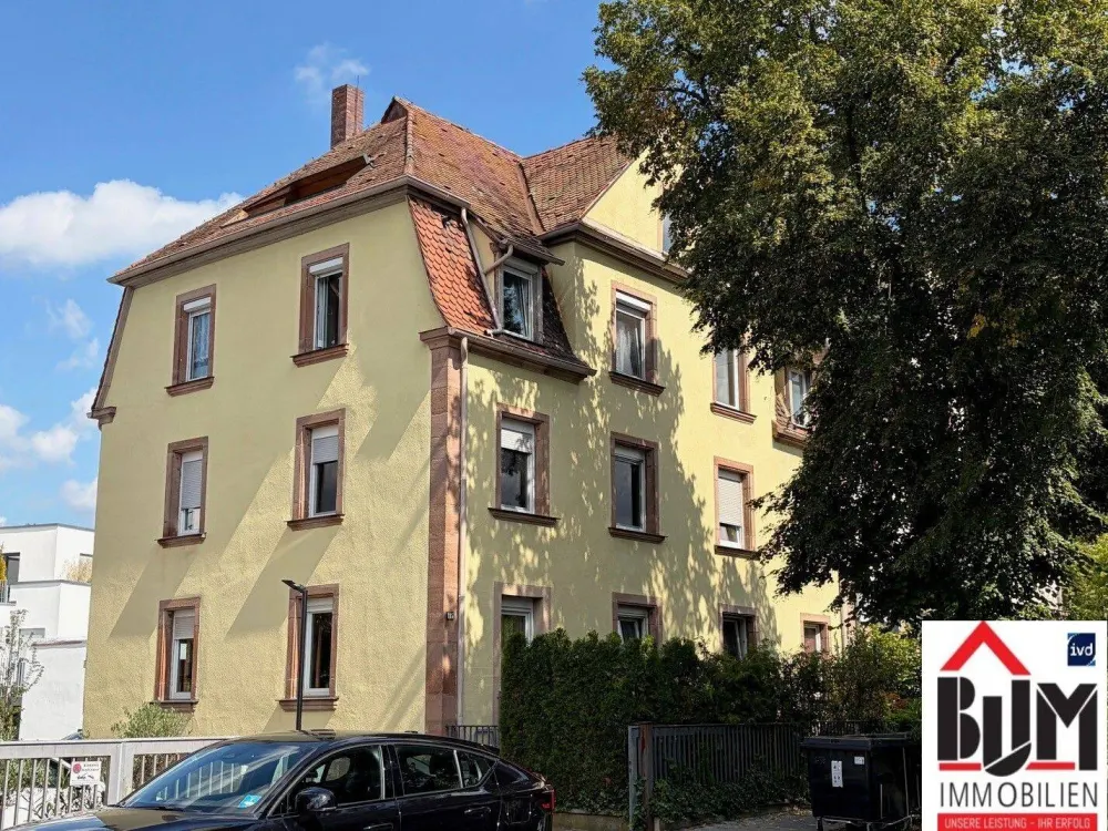 *N-Laufamholz - aussergewöhnlich - 4 Zimmer - Maisonette - Kücheneinrichtung - Dachloggia*