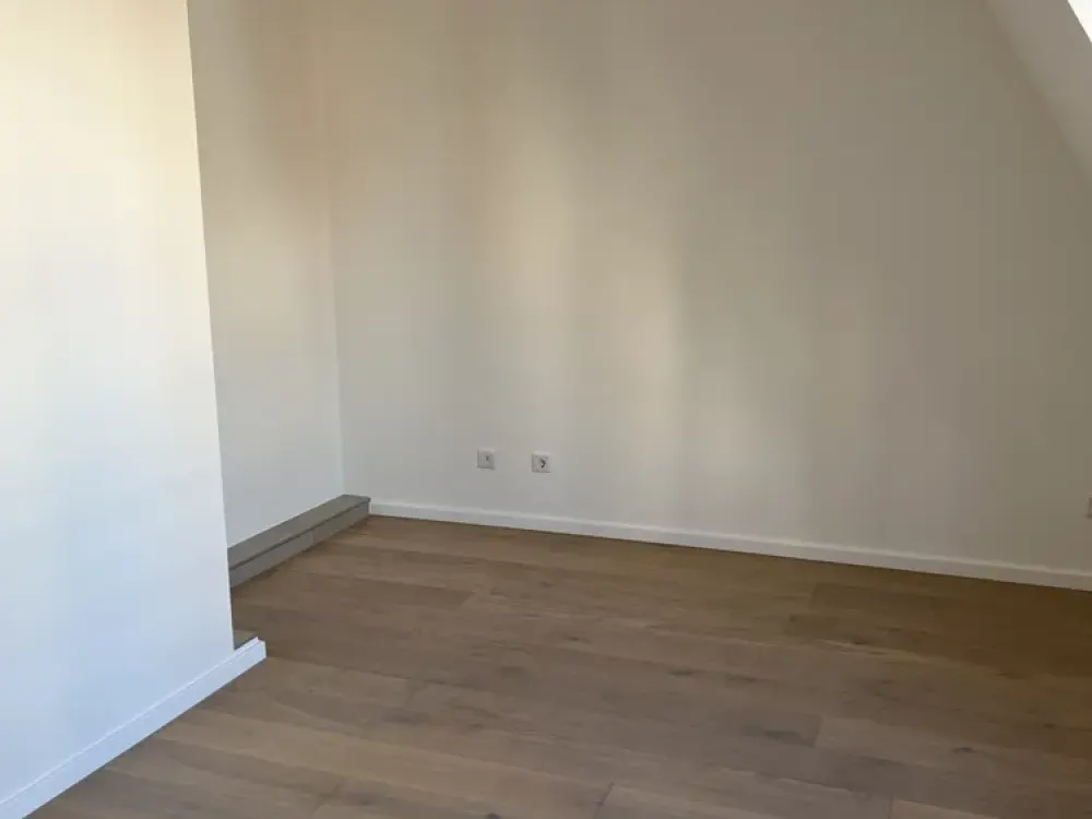 Top saniertes 1 Zi Appartement Erstbezug in Köln-Sülz
