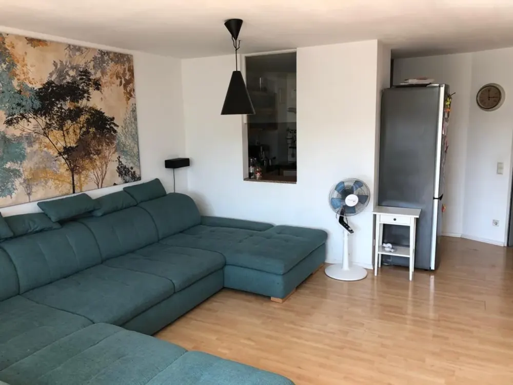 Großzügige 3 Zimmerwohnung direkt am Einkaufszentrum Liblar