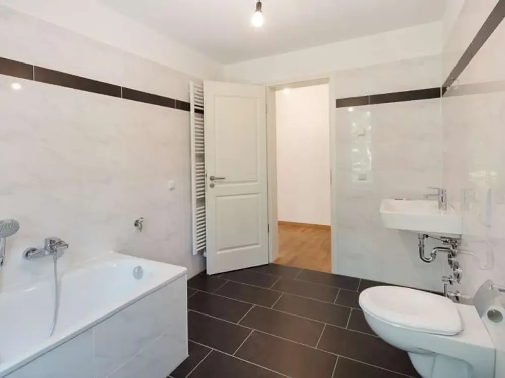 2-Zimmer-Neubau-Wohnung mit EBK, Fußbodenheizung & Aufzug in gepflegter Wohnanlage