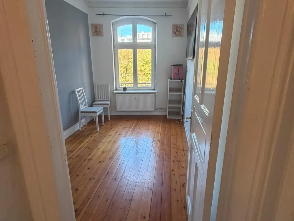 Room for Sublet in Shared Apartment