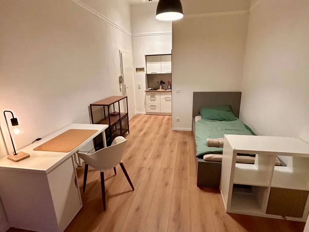 Schöne voll möblierte Single-Wohnung in Bilk (WHG04)