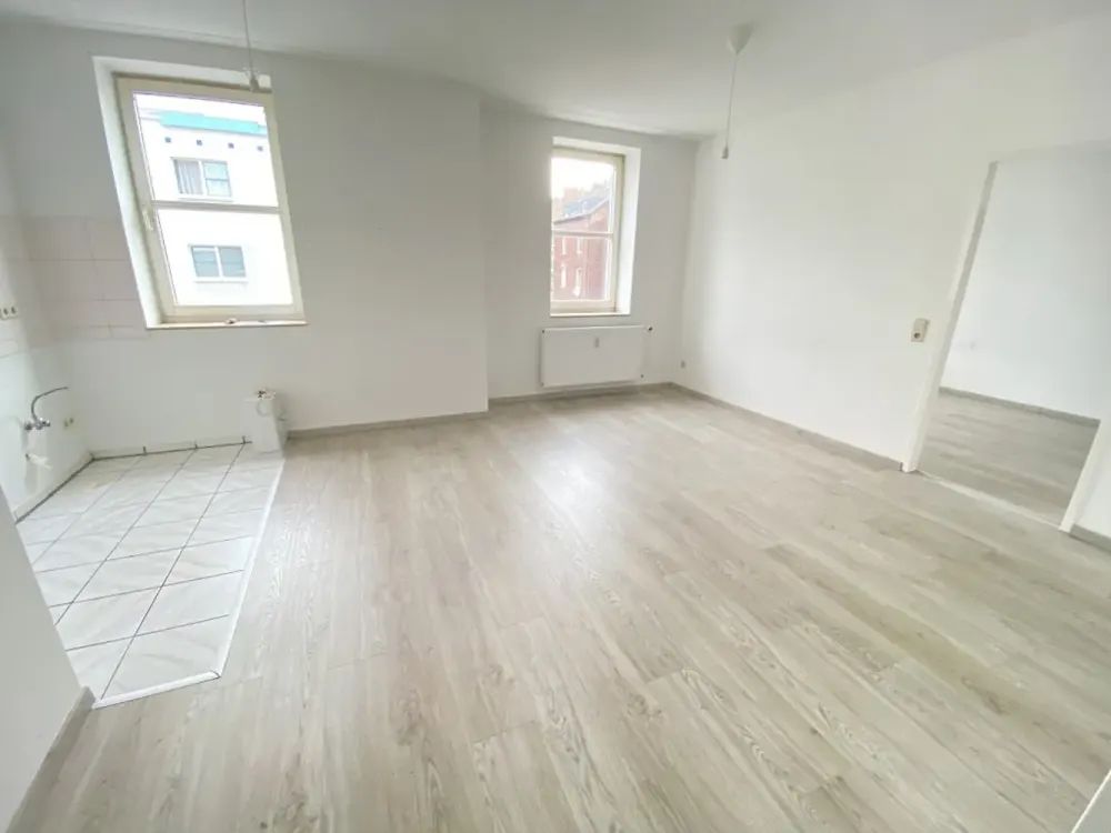 Frisch renovierte 2 Zimmerwohnung