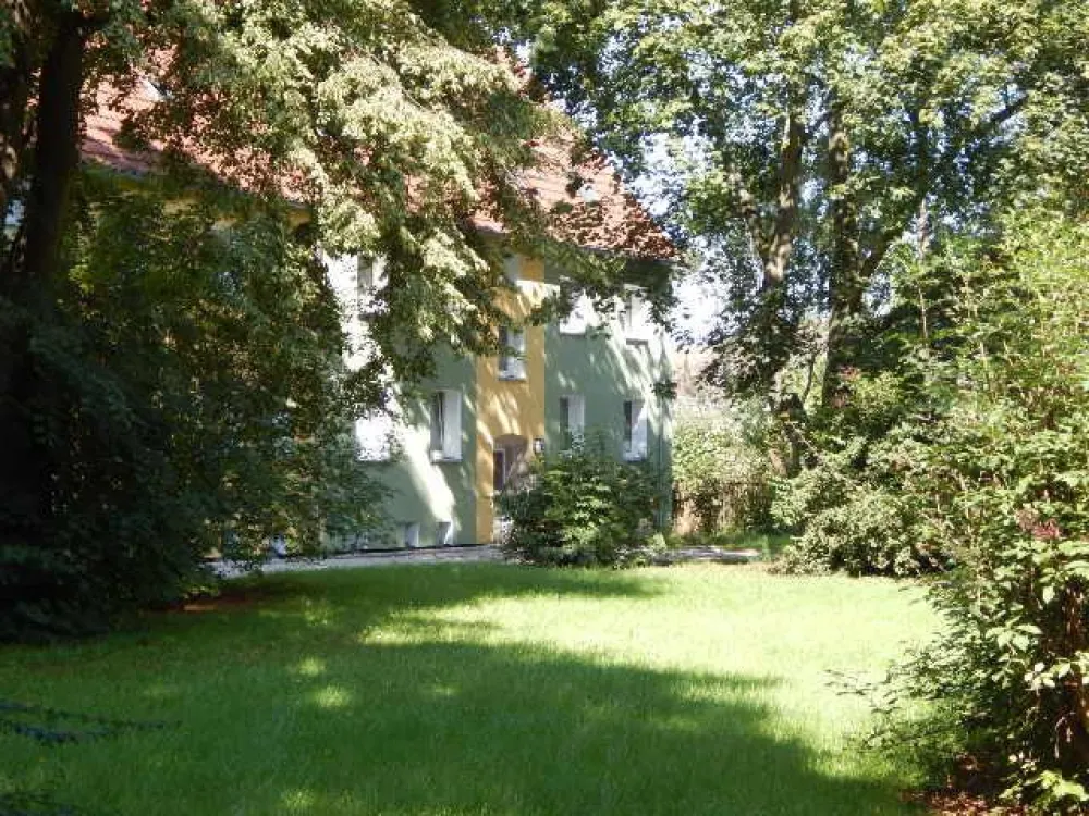 Renovierte Wohnung mit Balkon