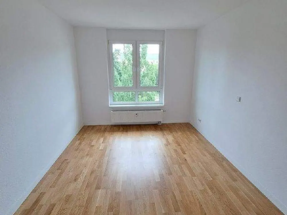Ruhige Lage mit großzügigem Balkon!