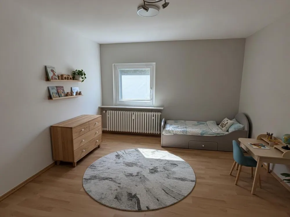 Schöne Wohnung mit Blick über den Ahlenberg - ab SOFORT