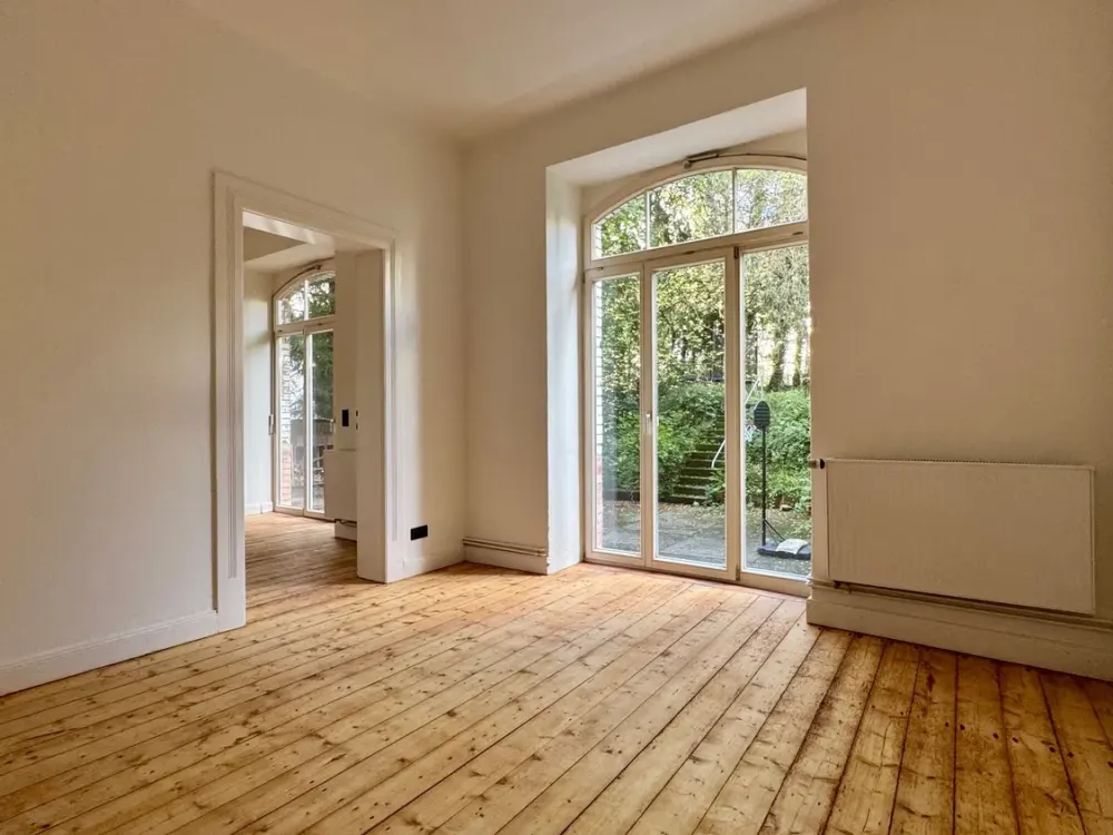 traumhaft Wohnen im vorderen Westen / Altbau / Terrasse / Garten / Kaminofen / EBK / Gäste WC