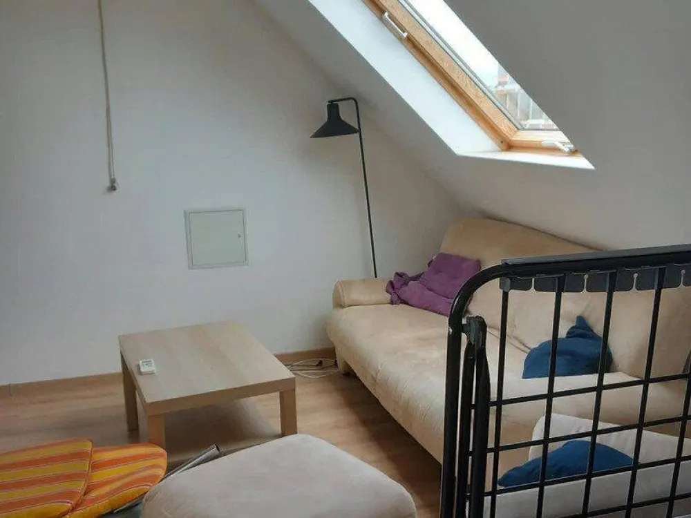Dachgeschosswohnung über 2 Etagen in Düsseldorf nähe Stadtmitte zu vermieten