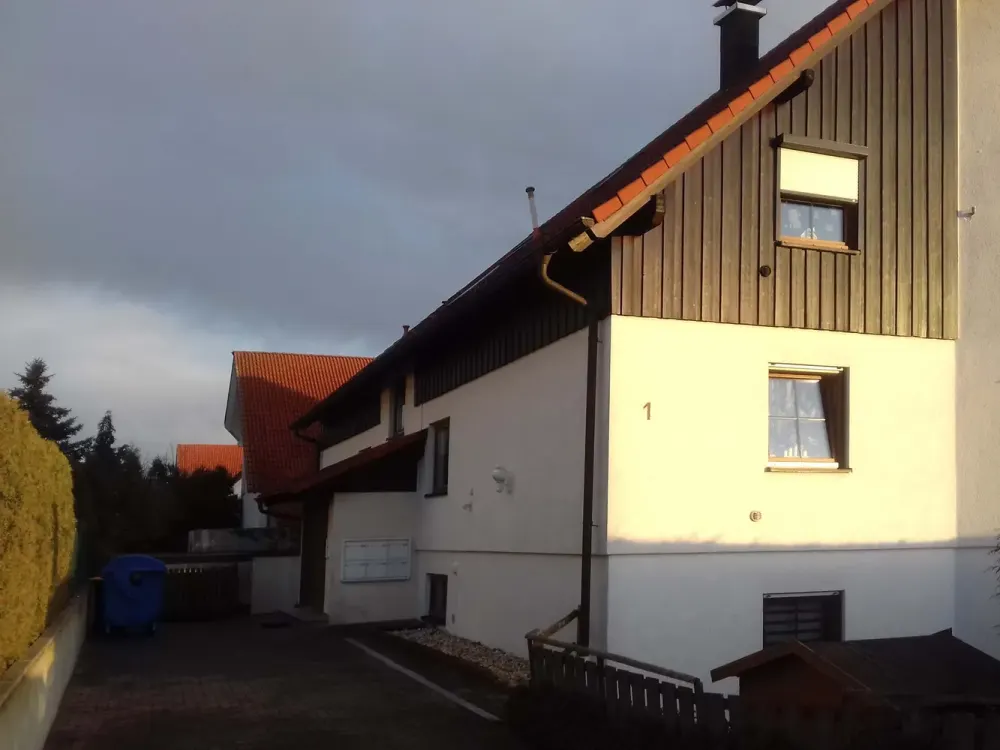 Idyllisch wohnen in Ermlitz, mit zwei Balkonen und viel Grün