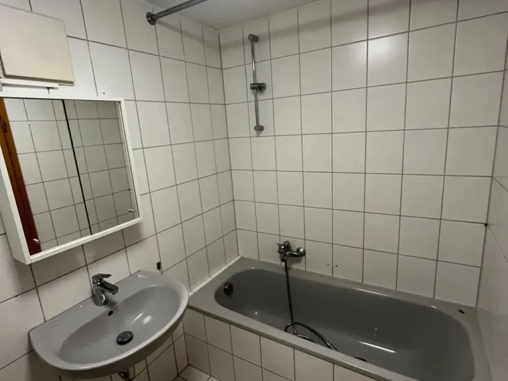 Bright 4-Room Apartment with Two Balconies in Sulzbach/Saar