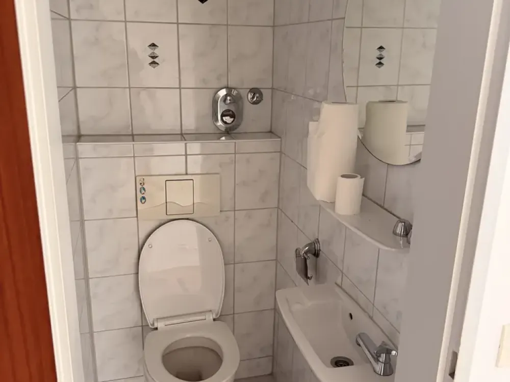 Frisch renovierte 3-Zimmer-Wohnung mit Fernblick in Nürnberg-Ziegelstein