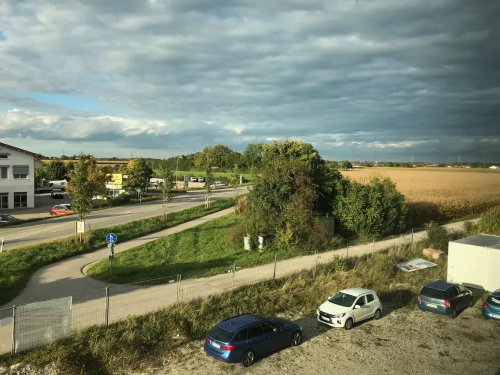 Erstbezug - EOF 1 geförderte 1 Zi-Wohnung im MARO-Mehrgenerationen-Wohnprojekt Landsham!!