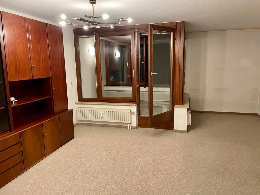 Schöne 1-Zimmer-Wohnung mit Balkon ab September zu vermieten!
