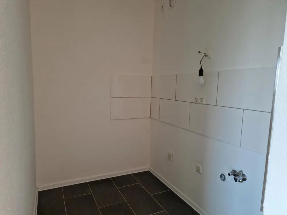 Beautiful, Renovated 2-Room Apartment in Hainstraße