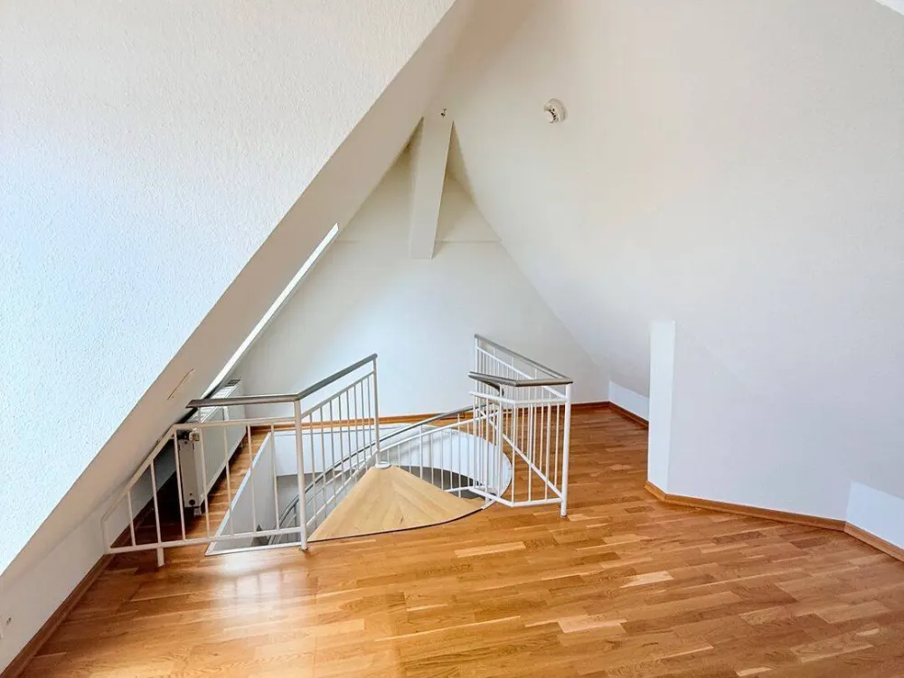 Anger - 2ZKB-DG Maisonette mit Balkon und Fahrstuhl