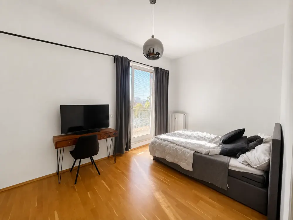 NEU*Skylineblick*Moderne 3-Zimmer Wohnung* EBK*G-WC*Balkon*Skylineblick*Lift*Toplage