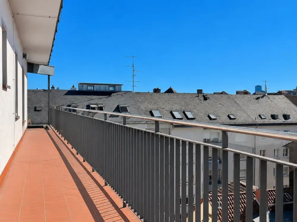 NEU*Skylineblick*Moderne 3-Zimmer Wohnung* EBK*G-WC*Balkon*Skylineblick*Lift*Toplage