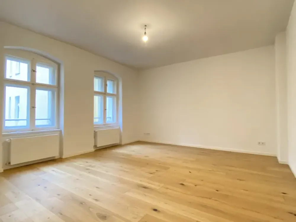 Großzügige 1 Zimmerwohnung mit Einbauküche