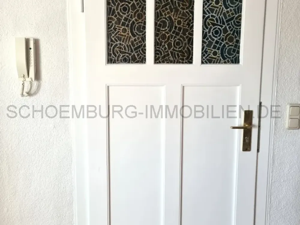 فيديو * حلم السكن في الجنوب. شقة بغرفتين رائعة. الطابق العلوي. ميزونيت. أرضيات لامينيت. مطبخ أمريكي. حمام