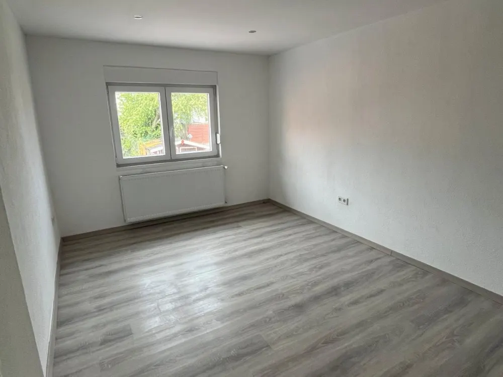Renoviertes Einfamilienhaus in SB-West zur Miete
