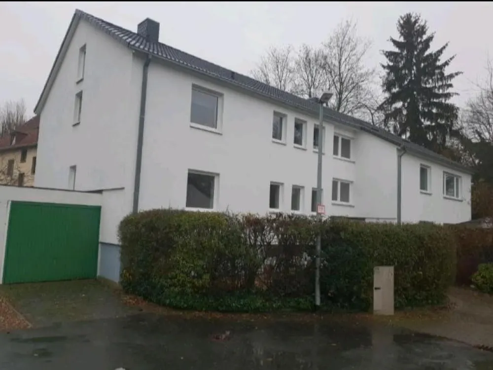 3-Zimmer-Dachgeschosswohnung mit Einbauküche