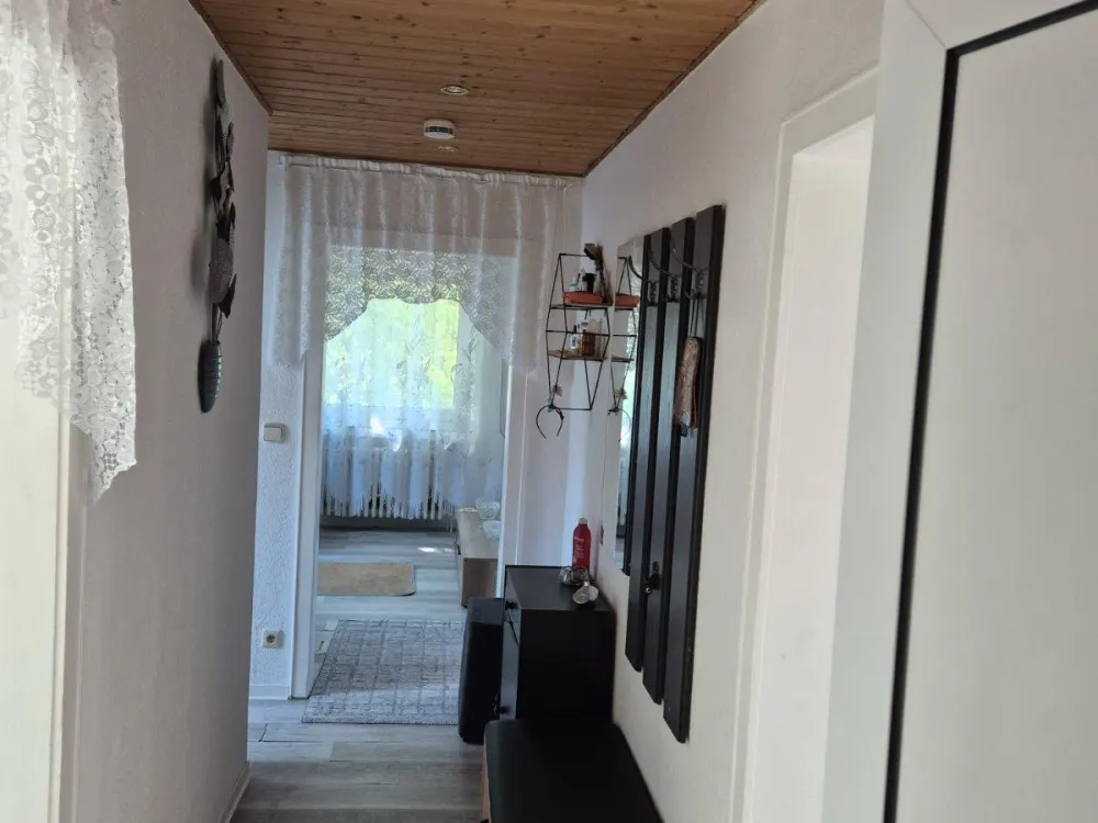 3-Zimmer-Dachgeschosswohnung mit Einbauküche